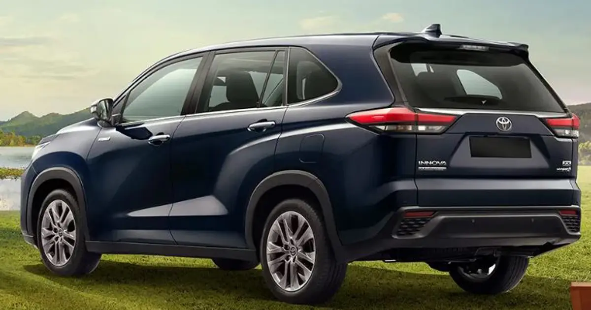 Customers are crazy to buy 8 seater Toyota Innova Hycross SUV, now the company is offering such a long variant period
